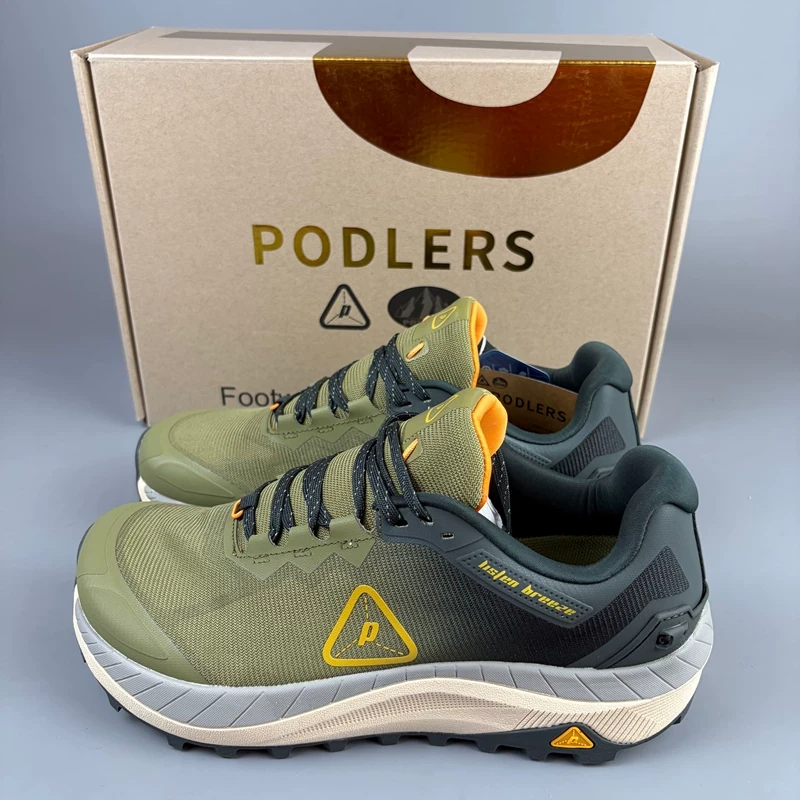 Green PODLERS POD31413 shoes with PODLERS box