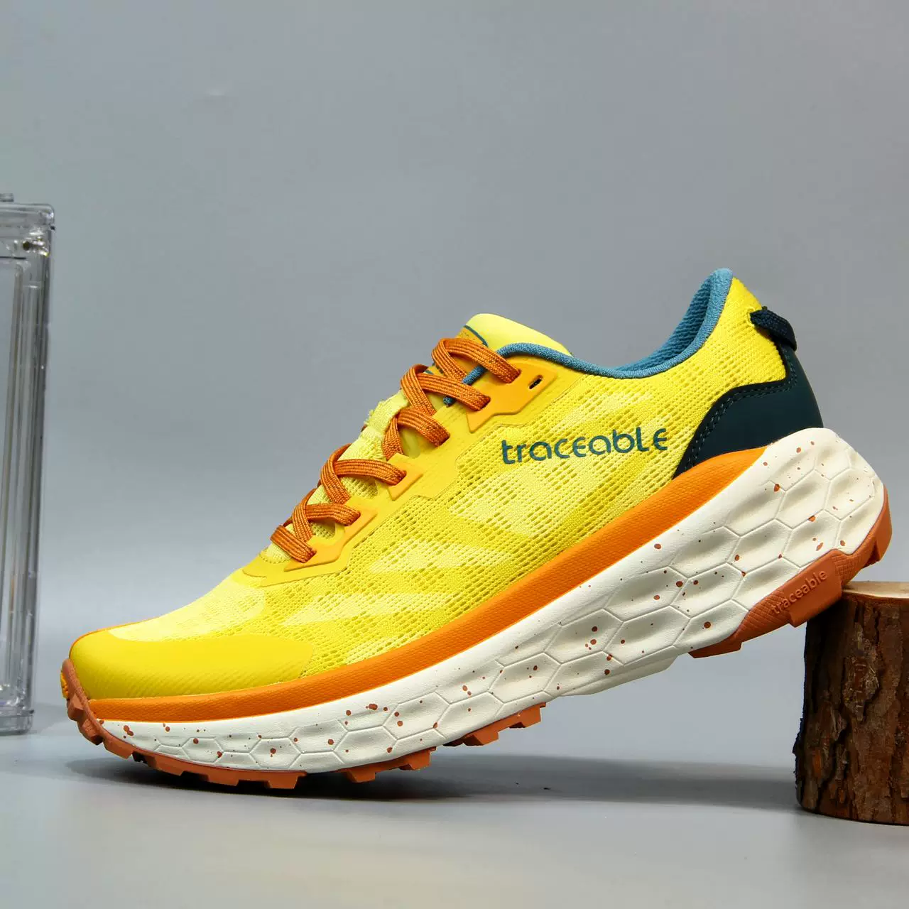 6605 Trail Running Shoes product detail image 21