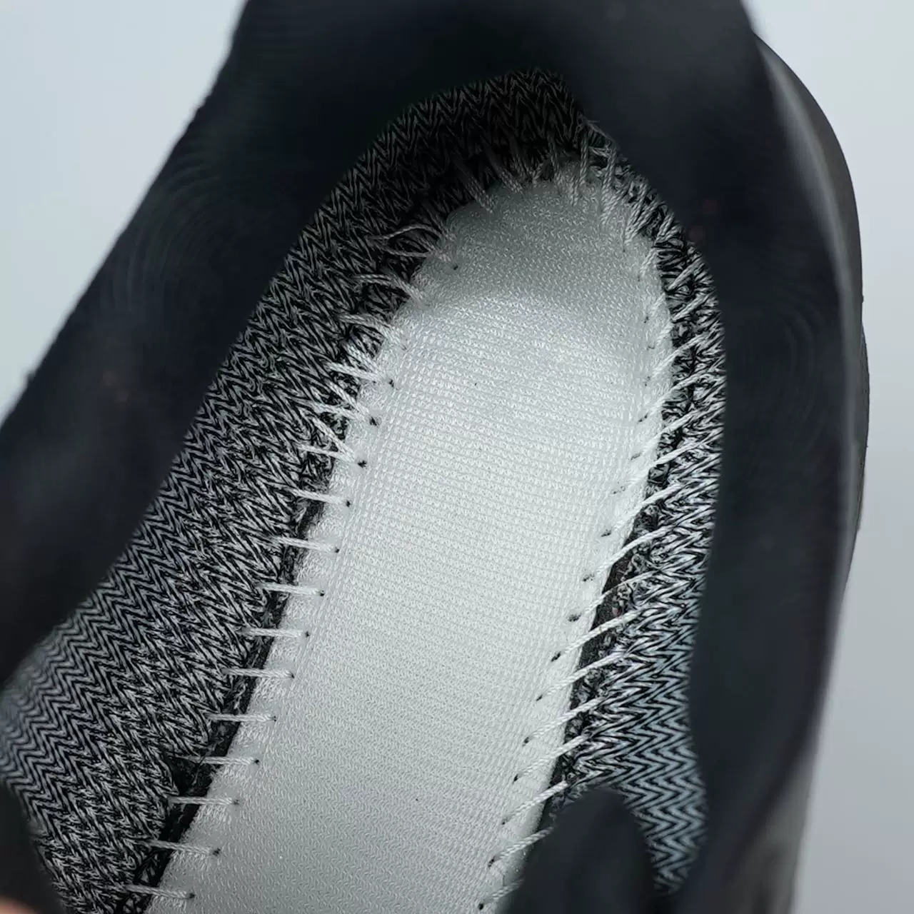 6610 Hiking Shoes product detail image 23