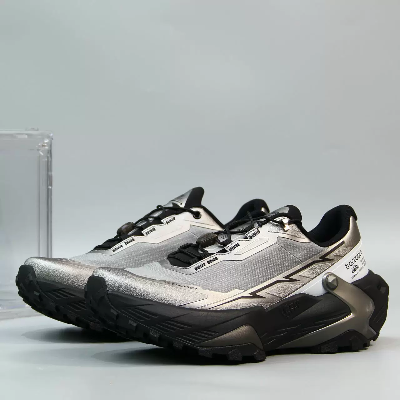 6620 Trail Running Shoes product detail image 1