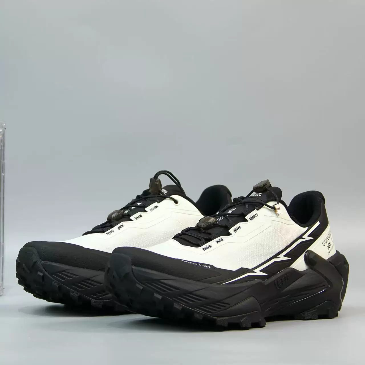 6620 Trail Running Shoes product detail image 7