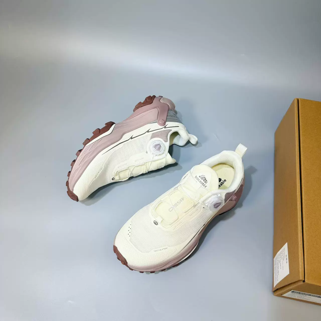 6663 Dial Trail Running Shoes product detail image 4
